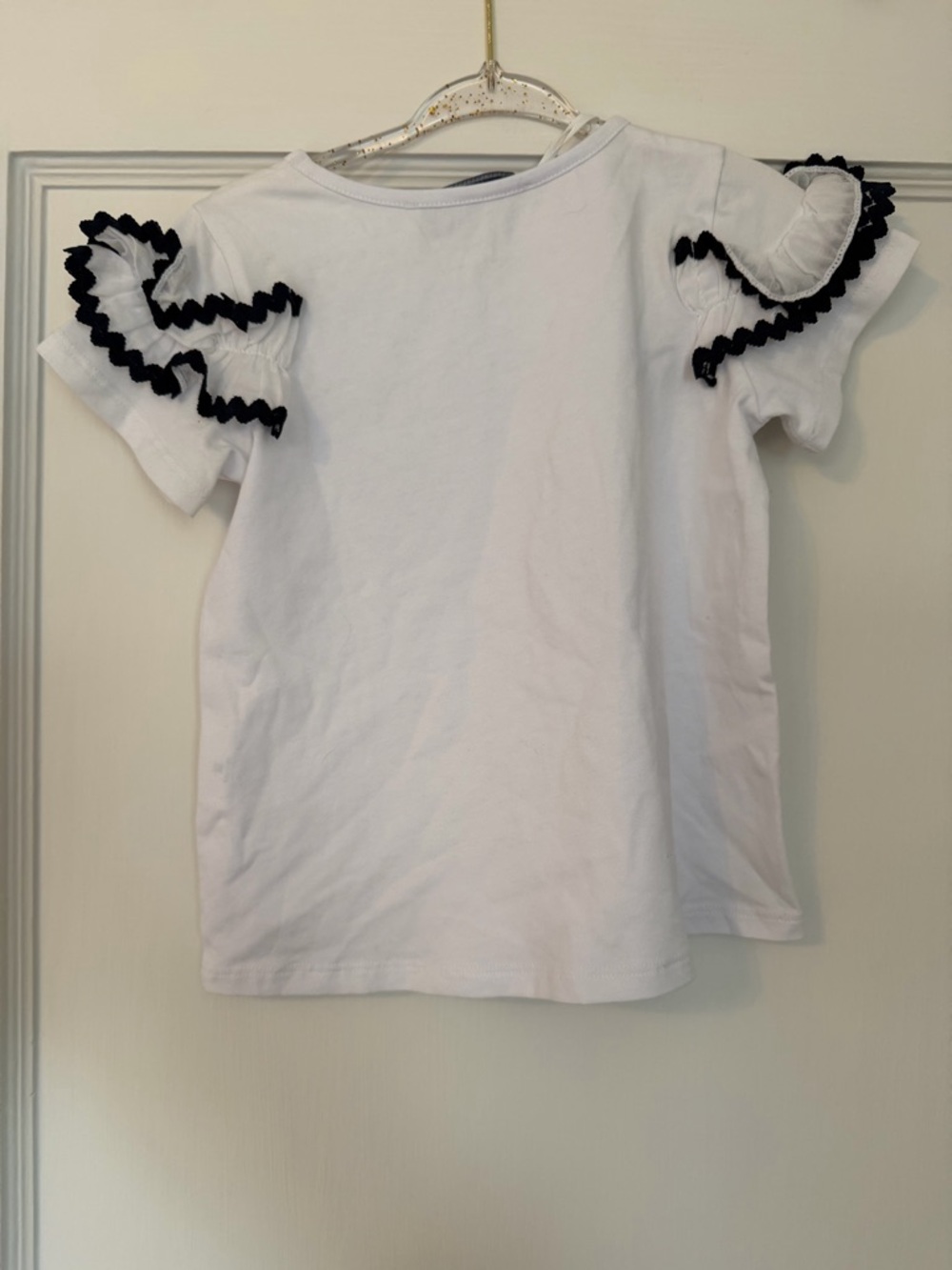 Tartine et Chocolat White Tee with Navy Ruffle Sleeves - Picture 2 of 3